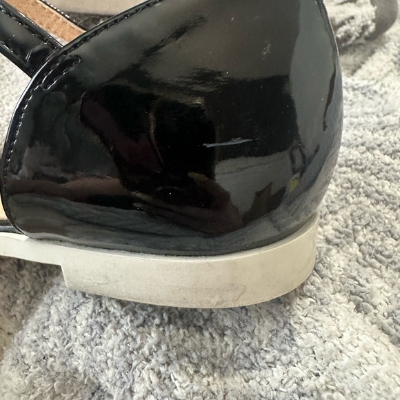 Liliana Black Patent Leather Flats - Picture 6 of 8